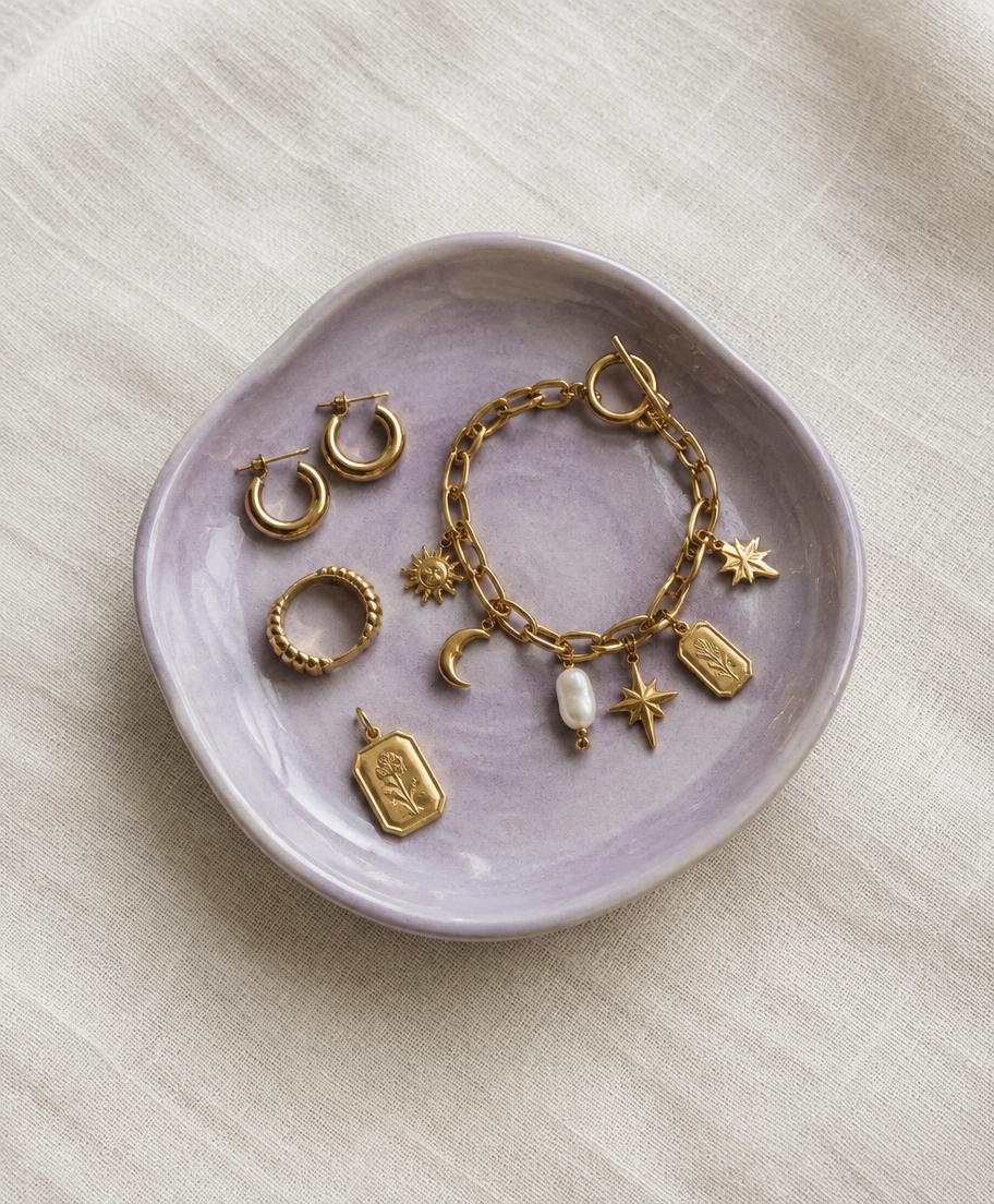 Handpicked Pieces